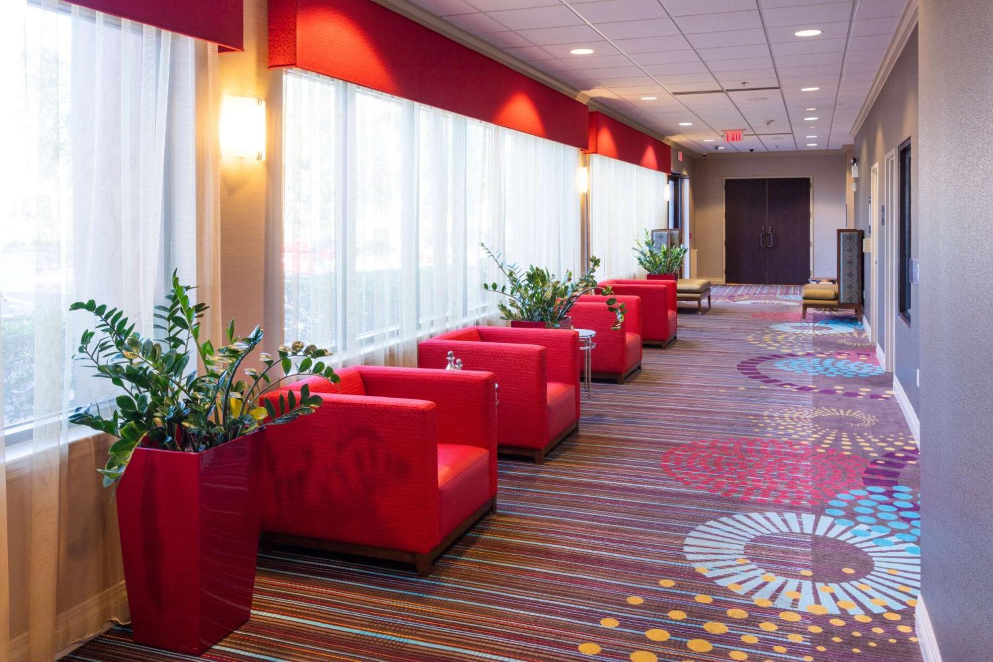 Hampton Daytona Speedway-airport 3*