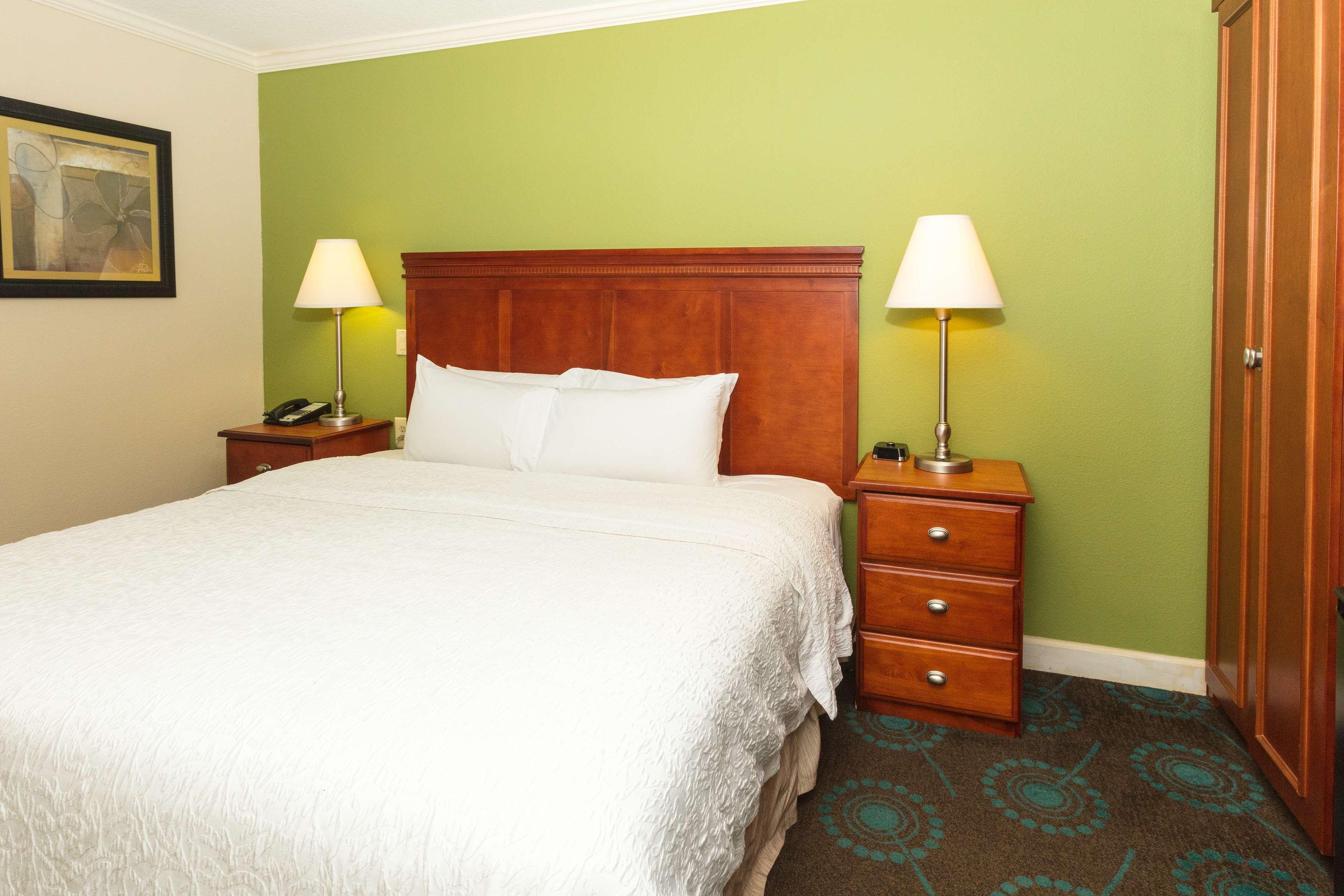 Hampton Daytona Speedway-airport Hotel 3*
