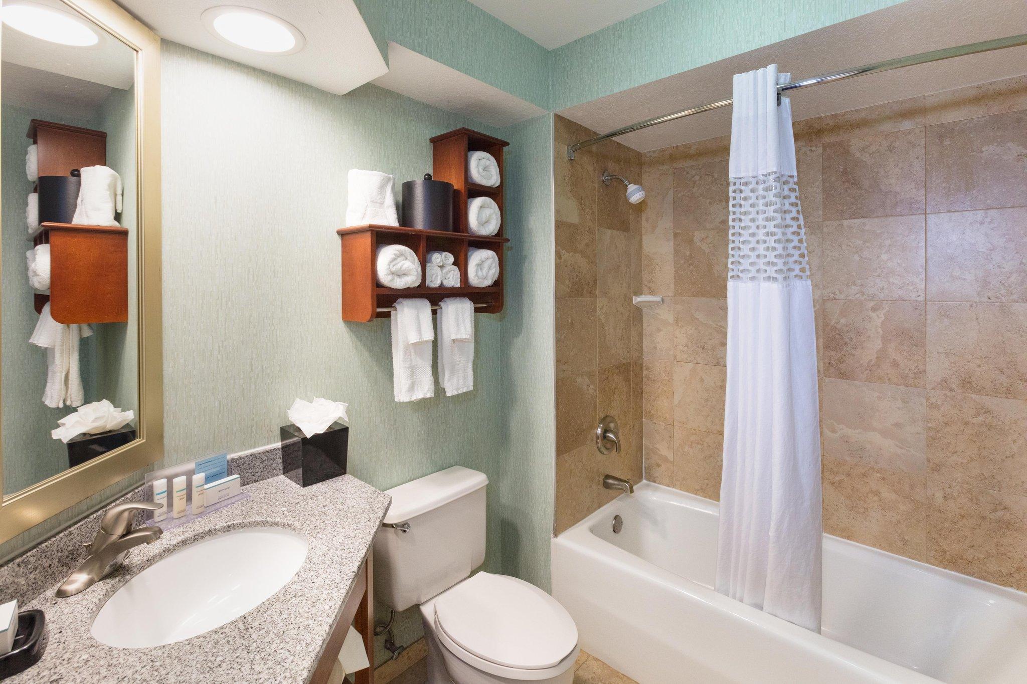 Hampton Daytona Speedway-airport Hotel 3*